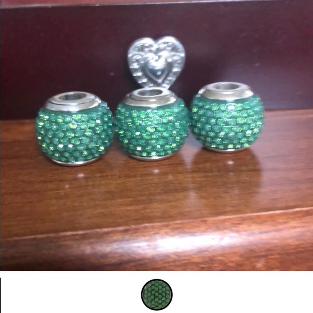 Brighton super bead. “Cupids kiss” beads